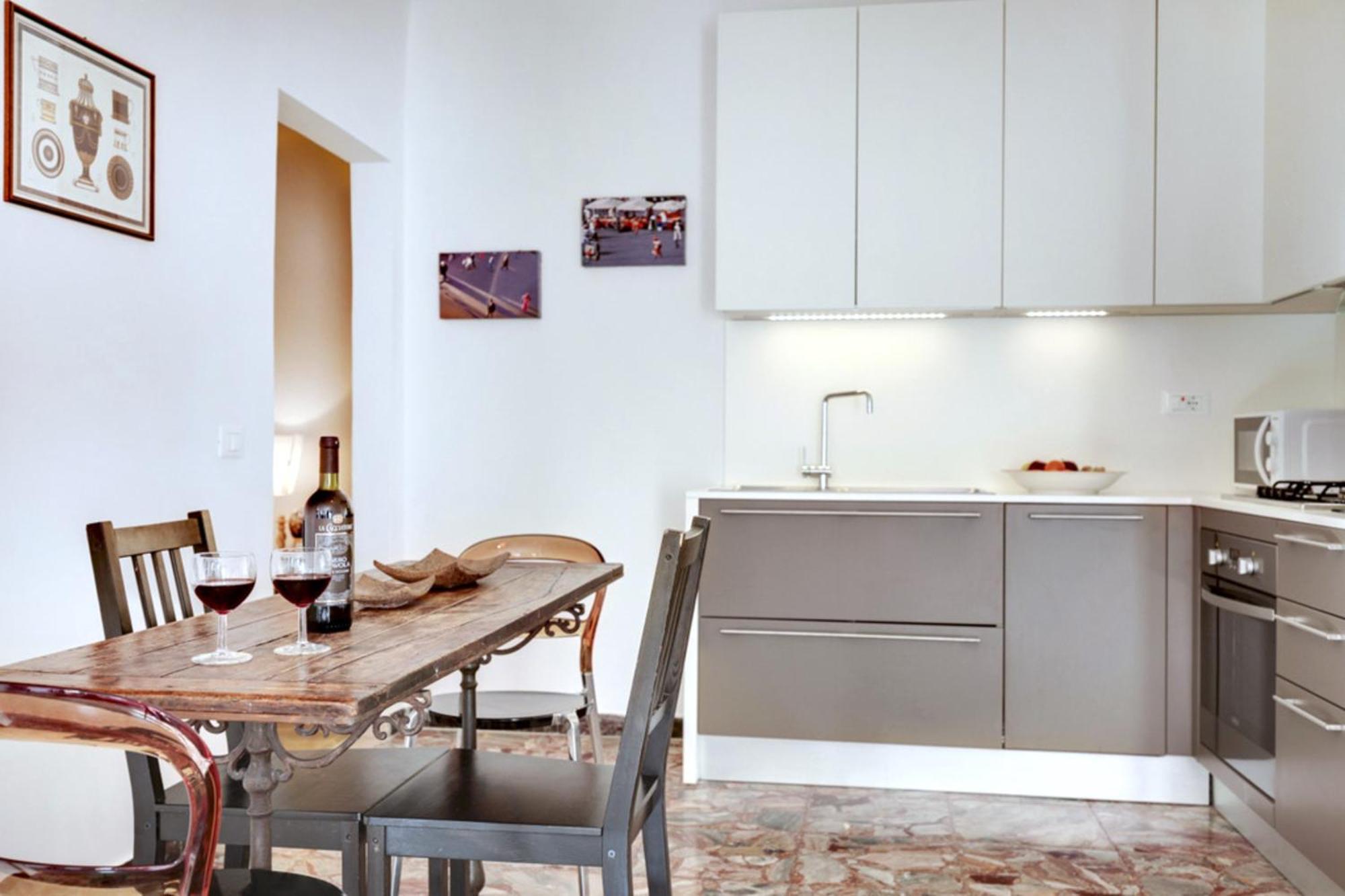 Ca Silvia Saint's Square Appartement
